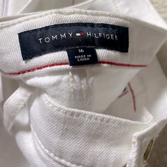 tommy hilfiger white greenwich cuffed shorts - Picture 4 of 4